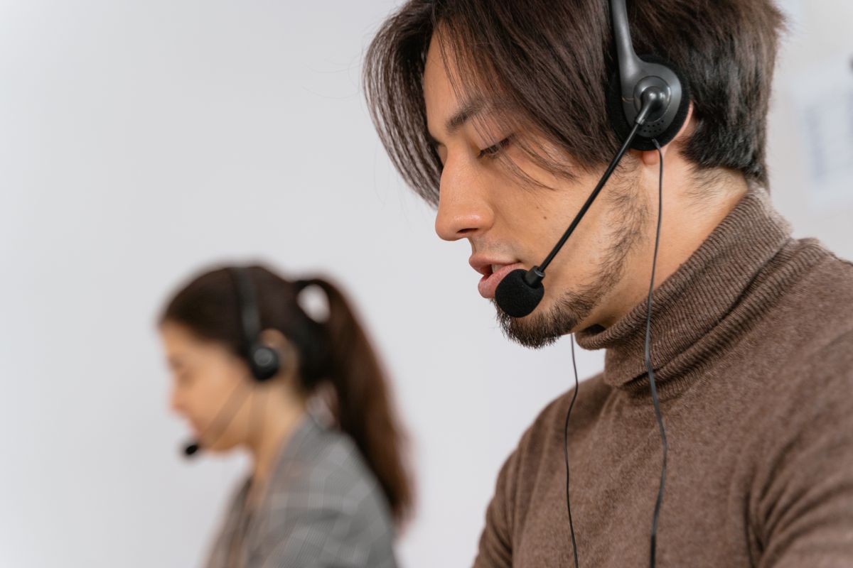 AI Agent Là Gì? Cách Kiếm Tiền Với AI Agent Tự Động Hóa