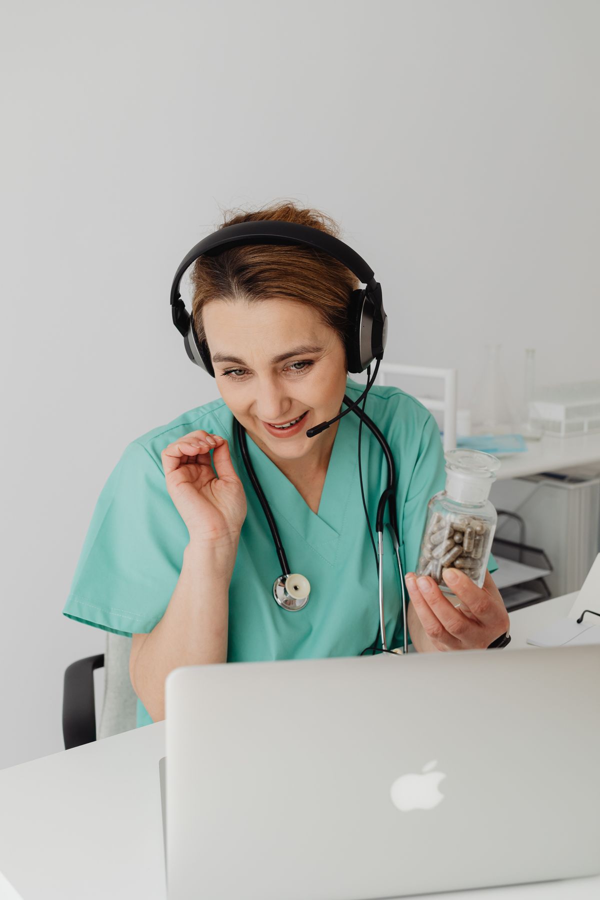 Tư Vấn Vi Mô (Micro-Consulting) Là Gì? Kiếm Tiền Từ Kinh Nghiệm Cá Nhân