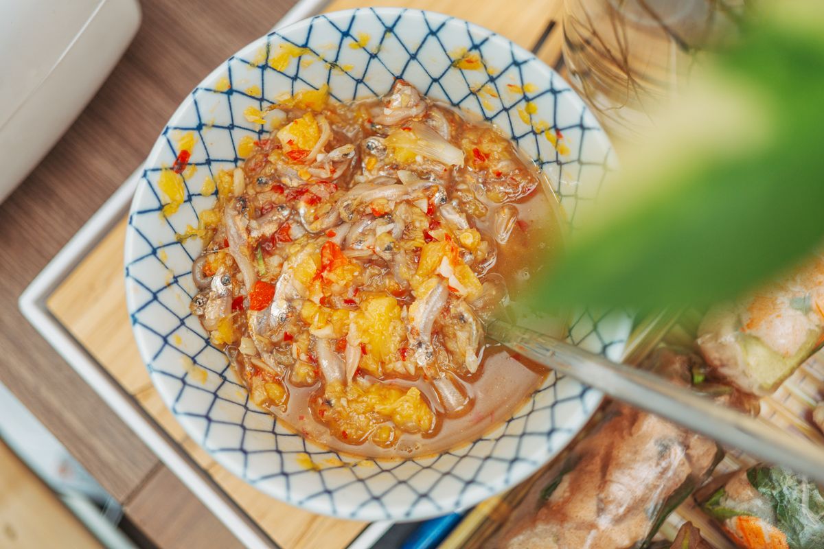Bánh Tráng Cuốn Thịt Heo Đà Nẵng: Ăn Ở Đâu Ngon Nhất, Đúng Chuẩn Local