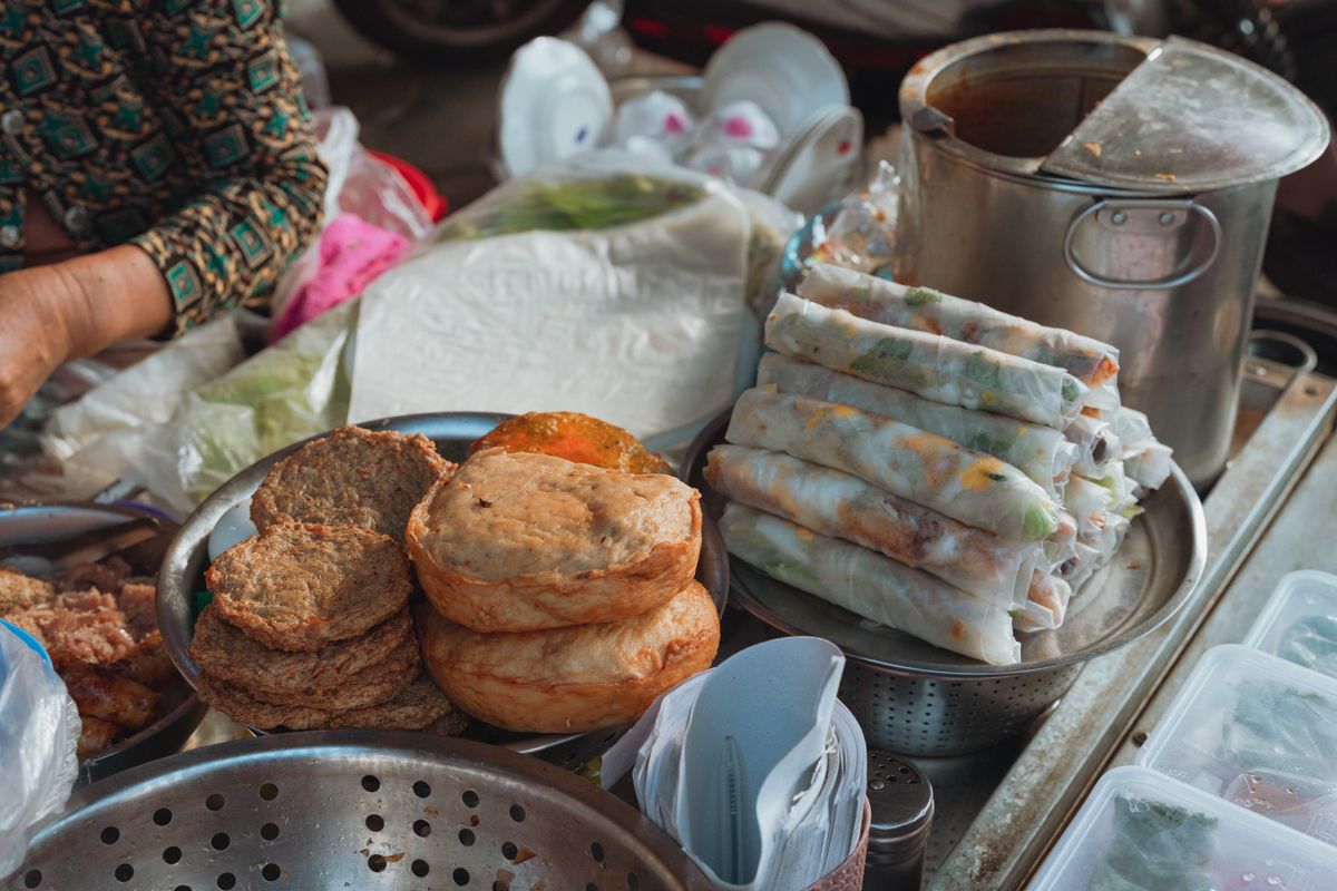 Bánh Tráng Cuốn Thịt Heo Đà Nẵng: Ăn Ở Đâu Ngon Nhất, Đúng Chuẩn Local