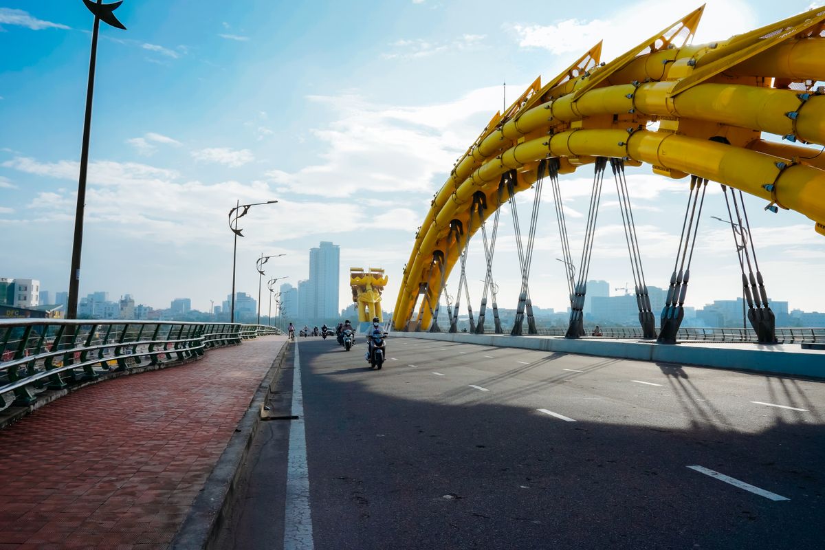Du Thuyền Sông Hàn: Ngắm Cầu Rồng Phun Lửa — Giá Vé Và Kinh Nghiệm Đặt Tour